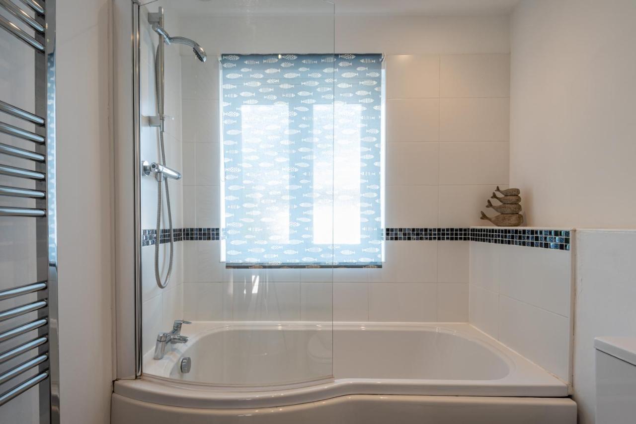 Parking - Spacious - Smart Tv - Self Checkin - Garden - King Derby Exteriör bild